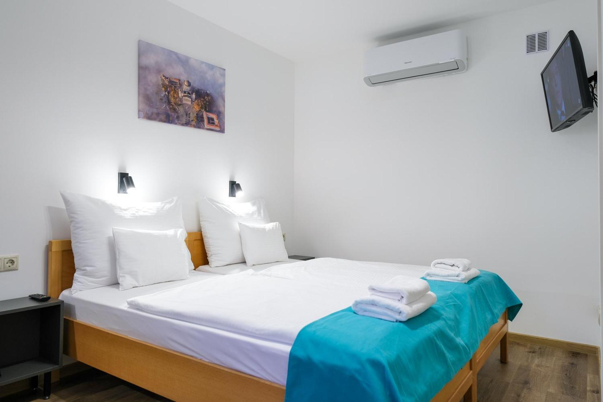 Hotel Adalbert Szent Gyoergy Haz Esztergom Luaran gambar